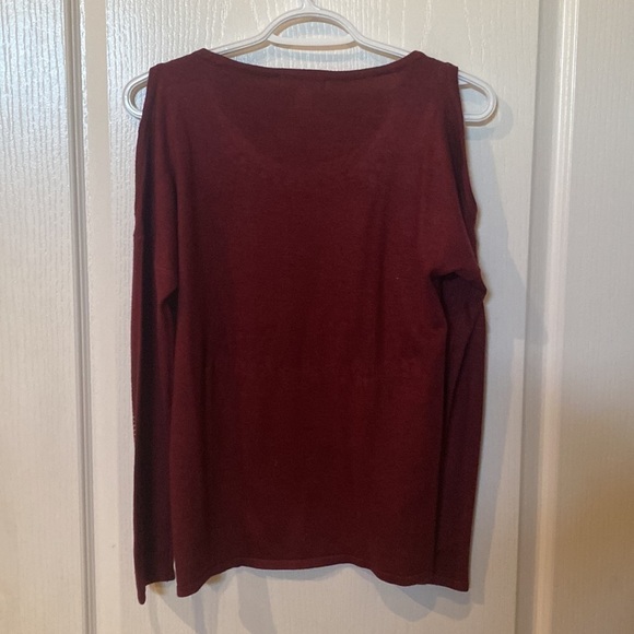 Dress Barn Sz petite XS Burg gold studded long sleeve crew neck sweater - Picture 4 of 6